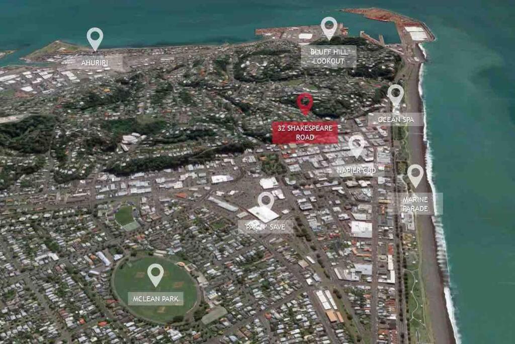 Tiny Home Big Vibes In Central Napier Exterior photo